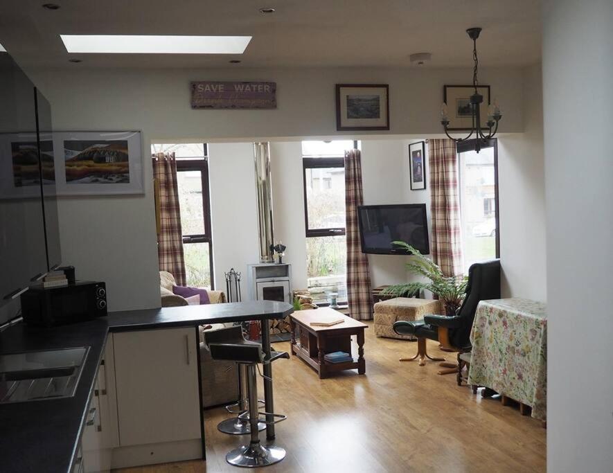 Fern Lodge Angus, Kirriemuir Exterior photo